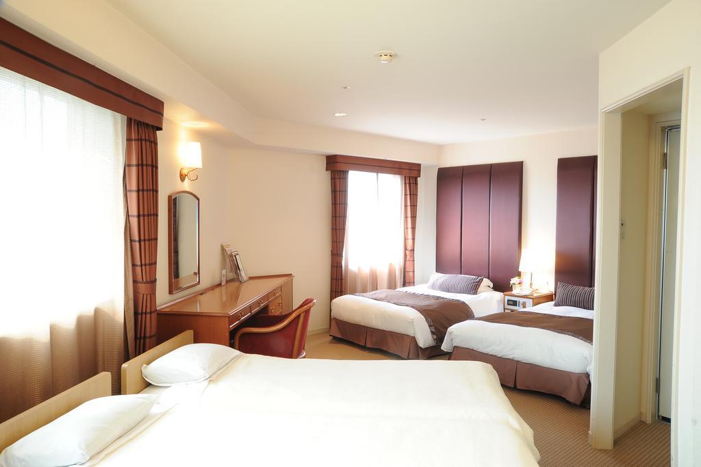 Hotel Yokohama Garden Kültér fotó