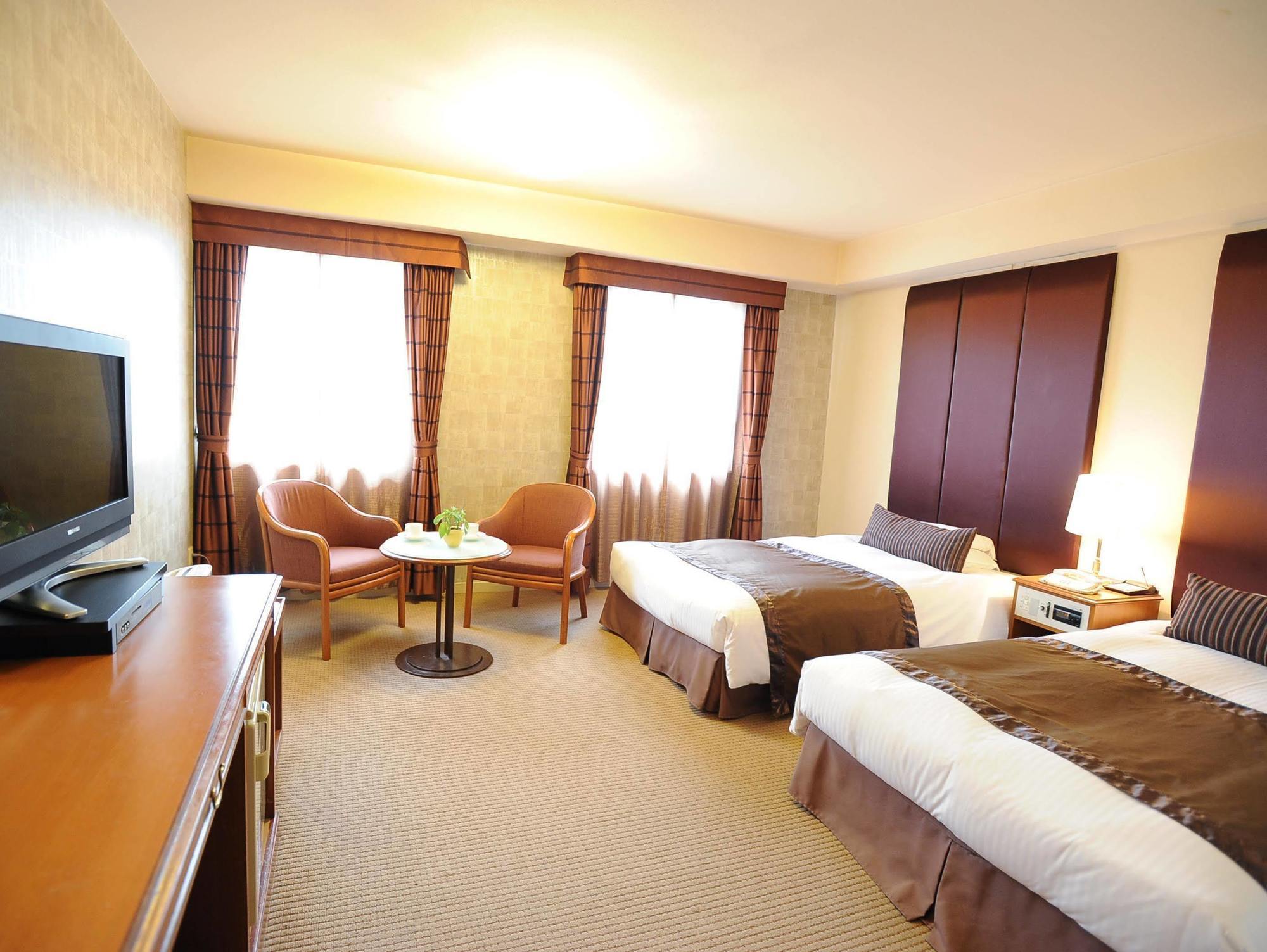 Hotel Yokohama Garden Kültér fotó