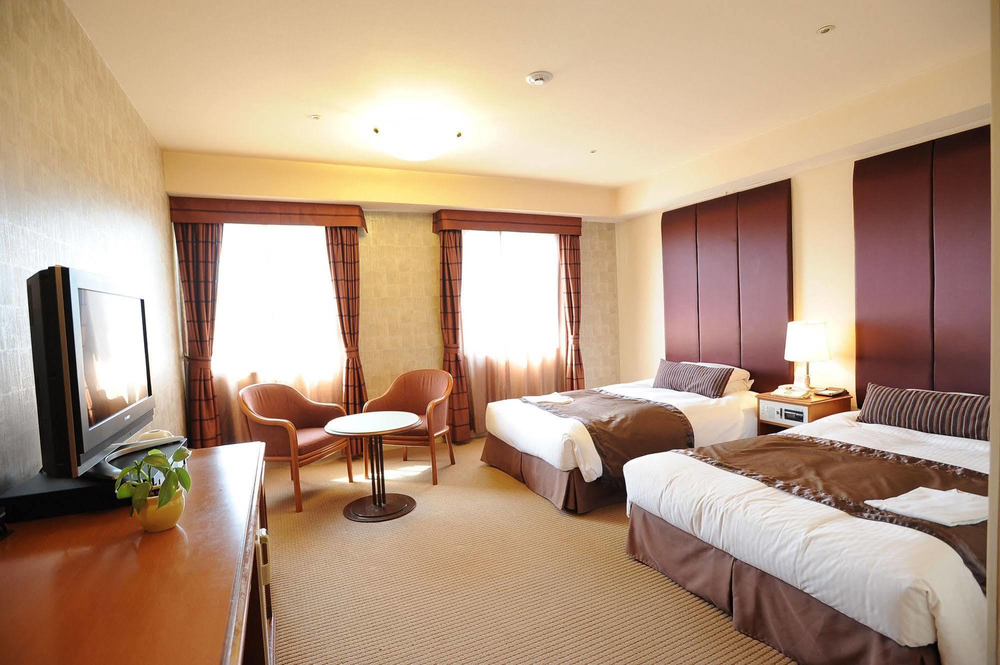 Hotel Yokohama Garden Kültér fotó