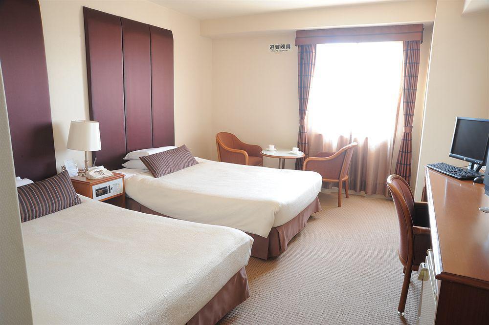 Hotel Yokohama Garden Kültér fotó