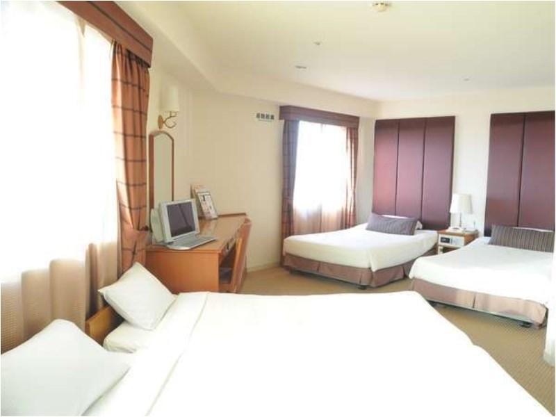Hotel Yokohama Garden Kültér fotó